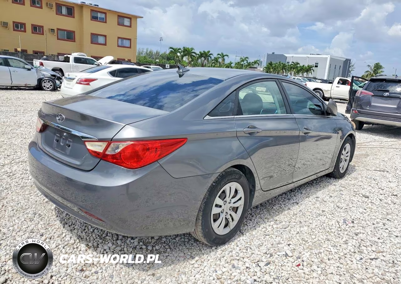 2011 Hyundai Sonata Gls VIN:5NPEB4AC6BH032585 - 3