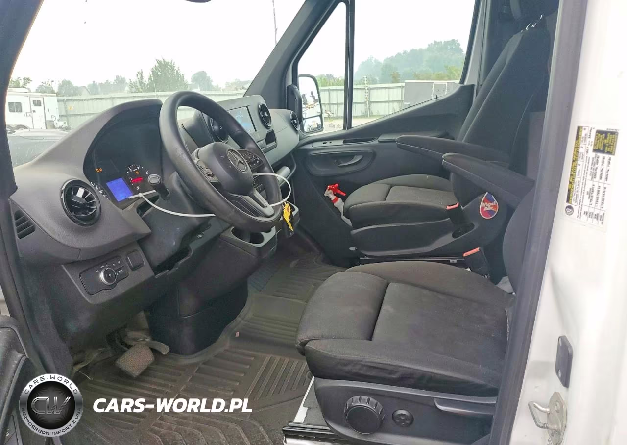 2021 Mercedes-Benz Sprinter 2500 Delivery Van VIN:W1Y4EDHY4MT079578 - 7