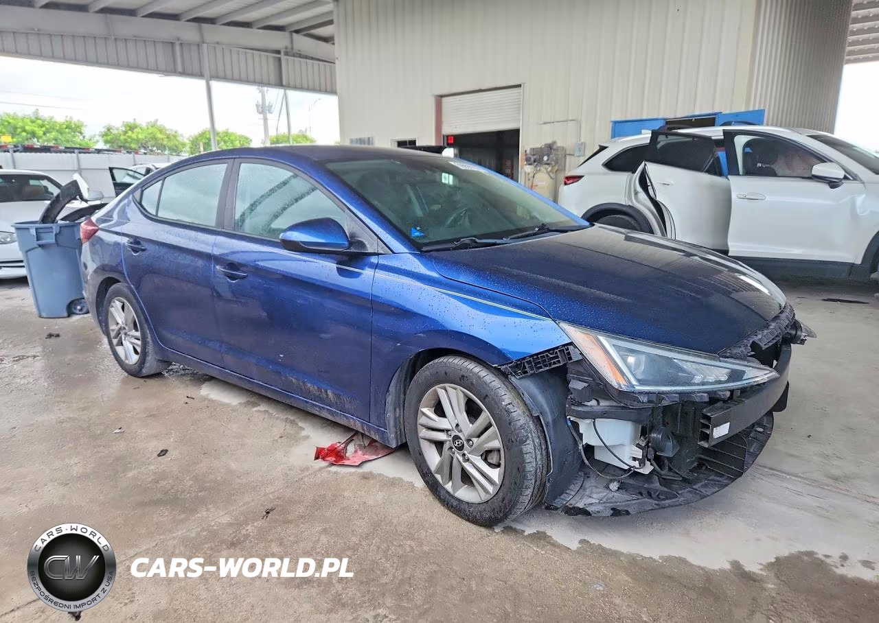 2020 Hyundai Elantra Sel VIN:5NPD84LF1LH544998 - 4