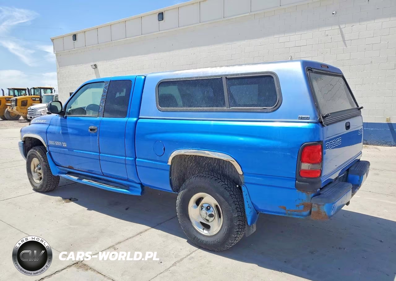 1999 Dodge Ram 1500 VIN:1B7HF13Z1XJ631667 - 2