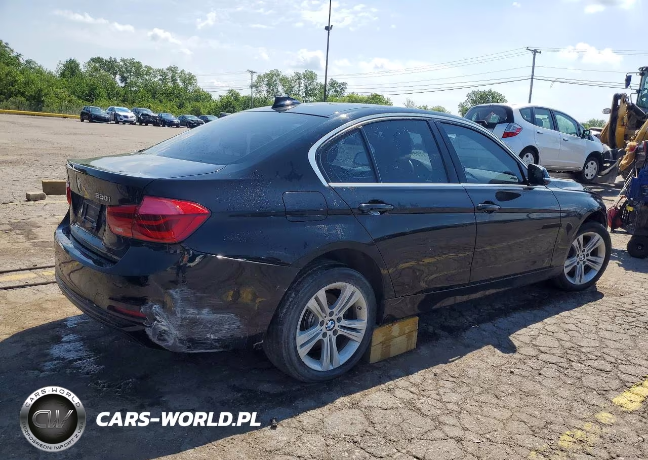 2018 BMW 330 Xi VIN:WBA8D9C51JEM31628 - 3