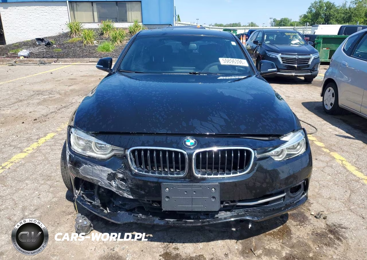 2018 BMW 330 Xi VIN:WBA8D9C51JEM31628 - 5