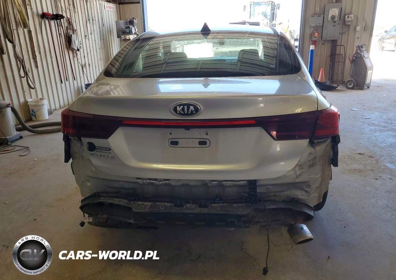 2021 Kia Forte Lxs VIN:3KPF24AD5ME407094 - 6