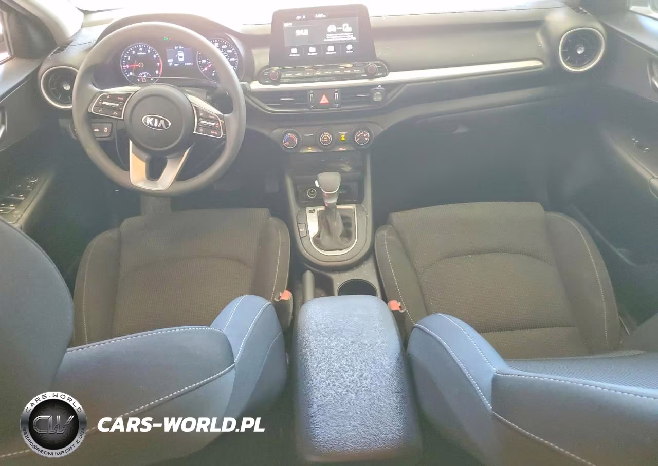 2021 Kia Forte Lxs VIN:3KPF24AD5ME407094 - 8