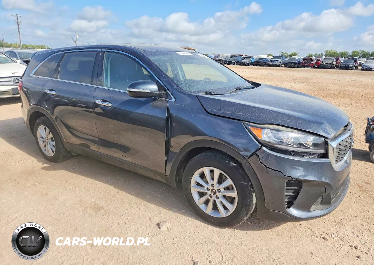 2020 Kia Sorento S VIN:5XYPG4A59LG622851 - 4