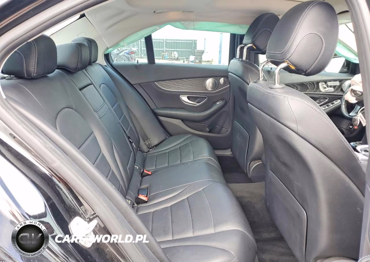 2015 Mercedes-Benz C 300 4Matic VIN:55SWF4KB1FU095952 - 10
