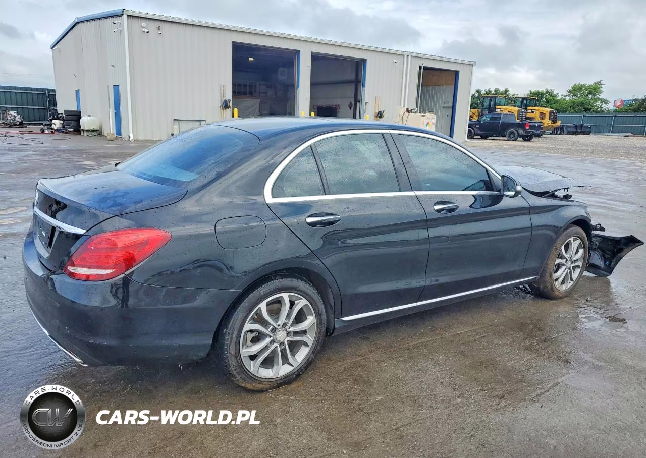 2015 Mercedes-Benz C 300 4Matic VIN:55SWF4KB1FU095952 - 3