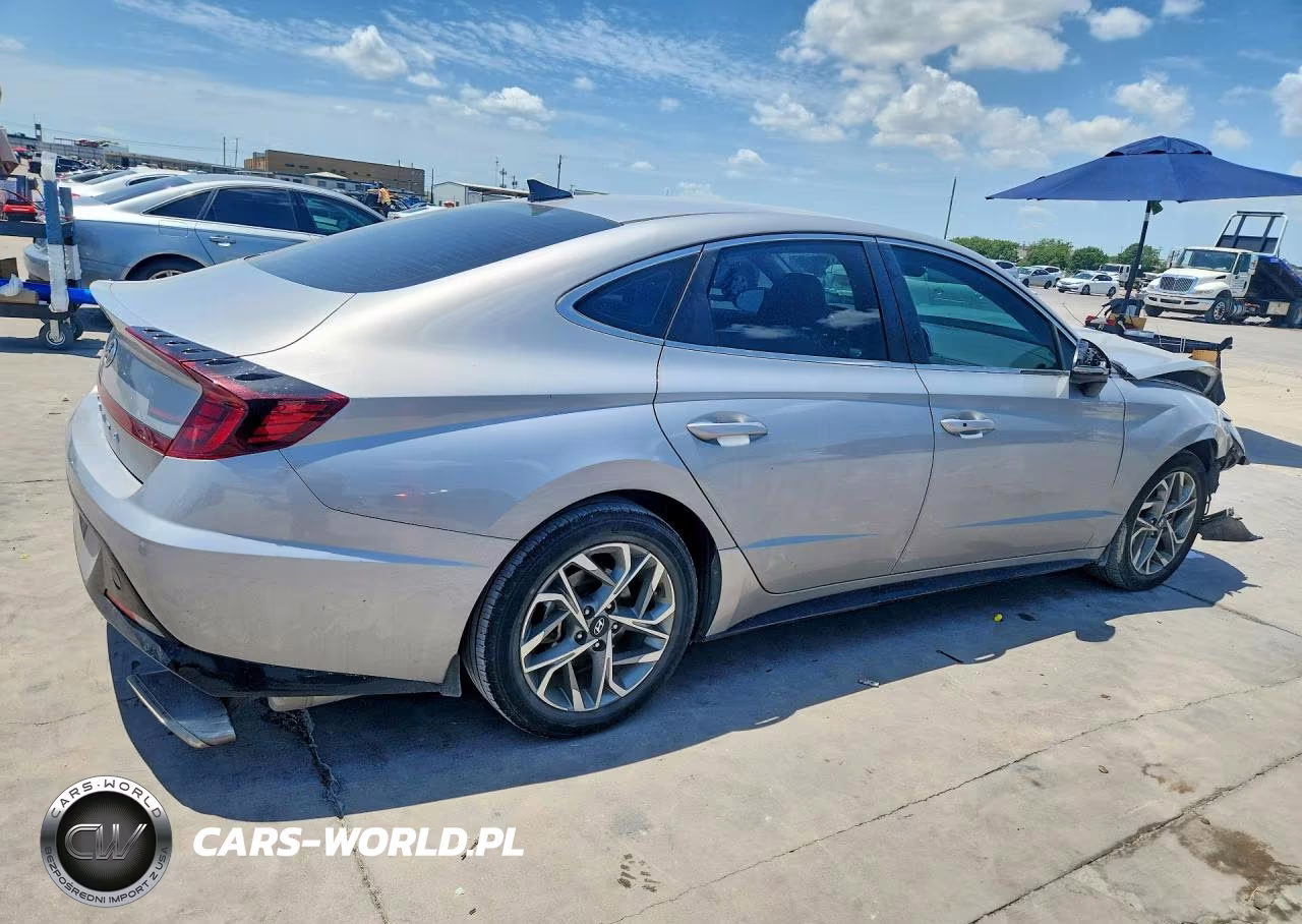 2023 Hyundai Sonata Sel VIN:KMHL64JA8PA318717 - 3