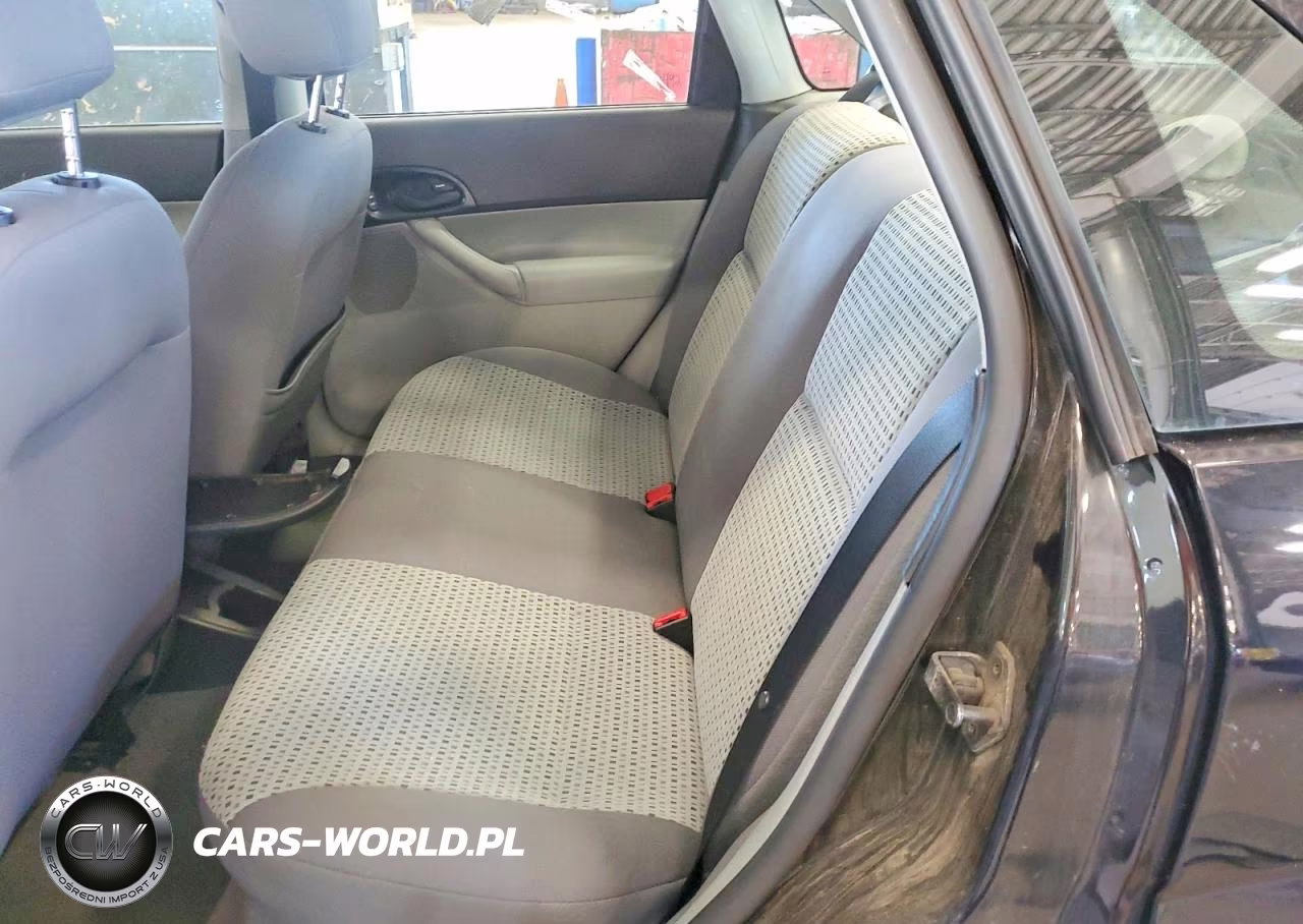2006 Ford Focus Zx4 VIN:1FAHP34N46W142045 - 10