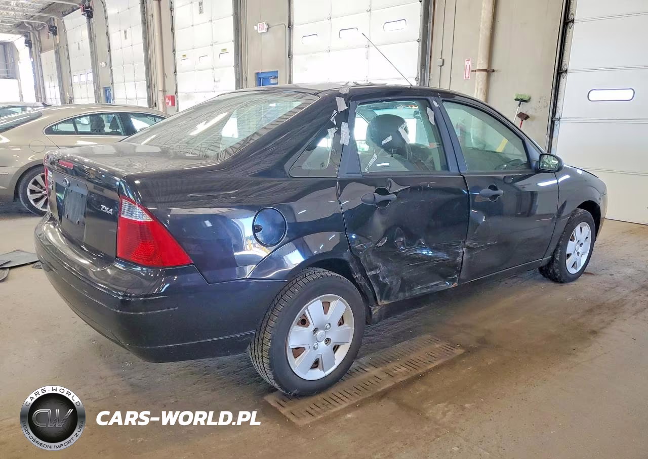 2006 Ford Focus Zx4 VIN:1FAHP34N46W142045 - 3