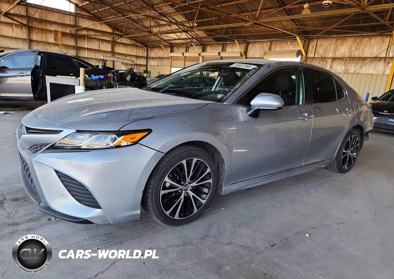 2019 Toyota Camry Se – zdjęcie 1 z 13