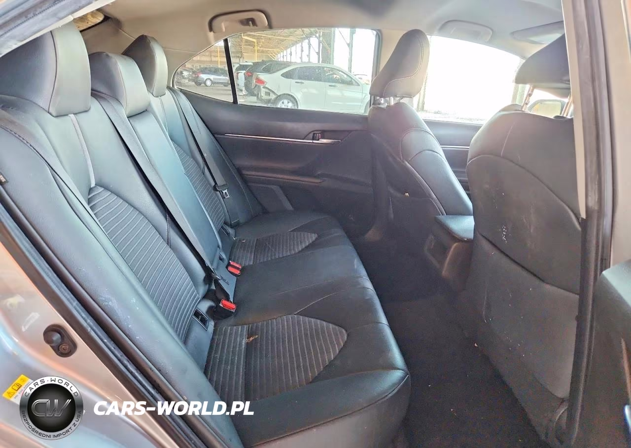 2019 Toyota Camry Se VIN:4T1B11HK3KU198551 - 10