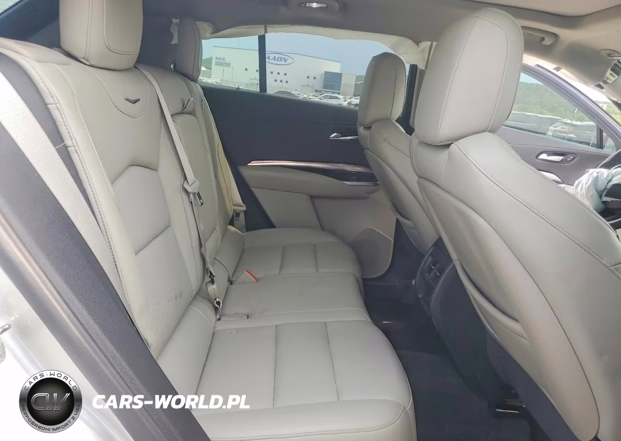 2021 Cadillac Xt4 Luxury VIN:1GYAZAR4XMF080510 - 11