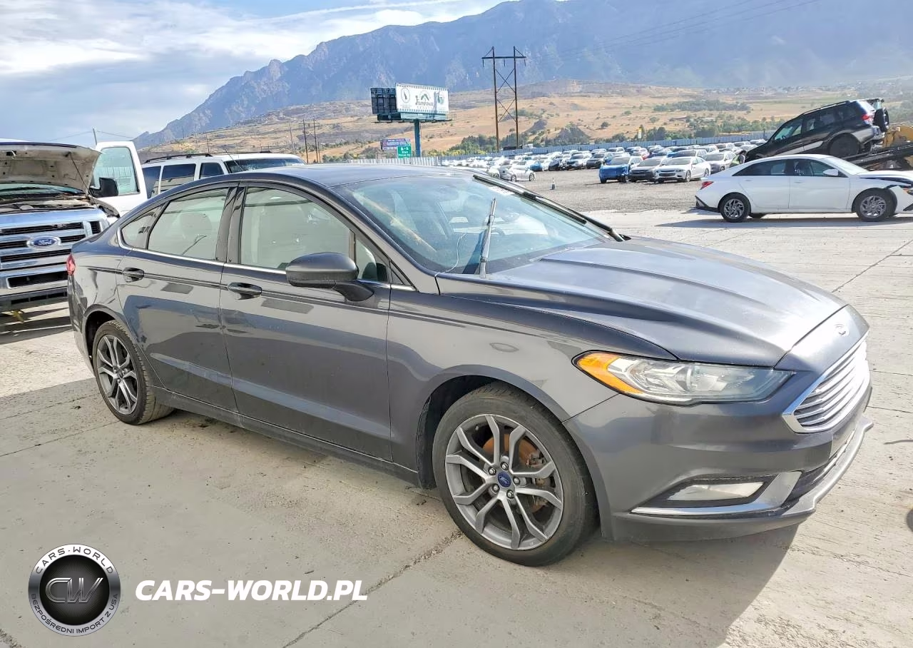 2017 Ford Fusion Se VIN:3FA6P0HD2HR143739 - 4