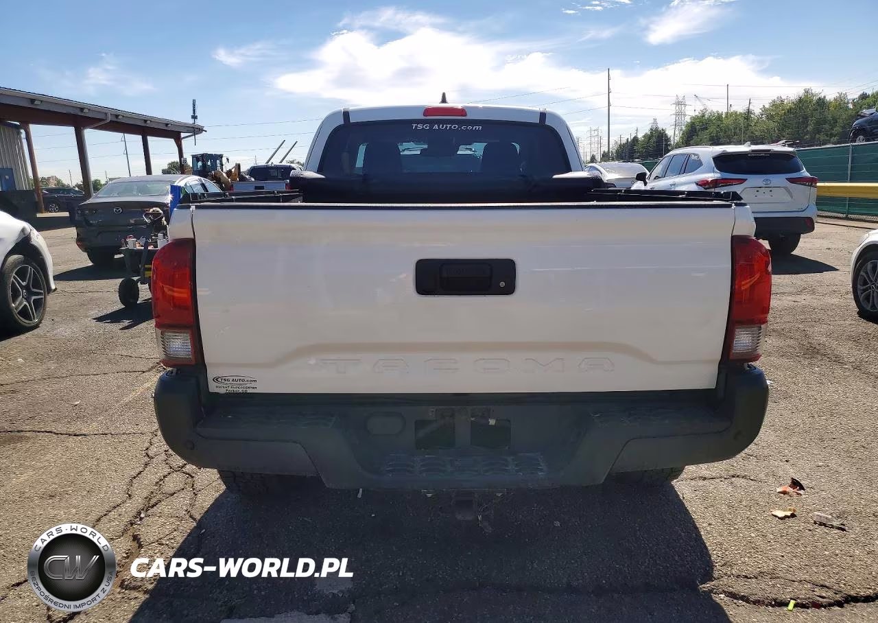 2018 Toyota Tacoma Sr VIN:5TFSX5EN8JX062437 - 6