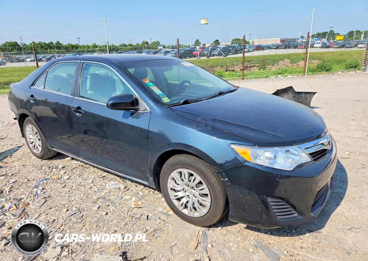 2013 Toyota Camry Le VIN:4T4BF1FK1DR288908 - 4
