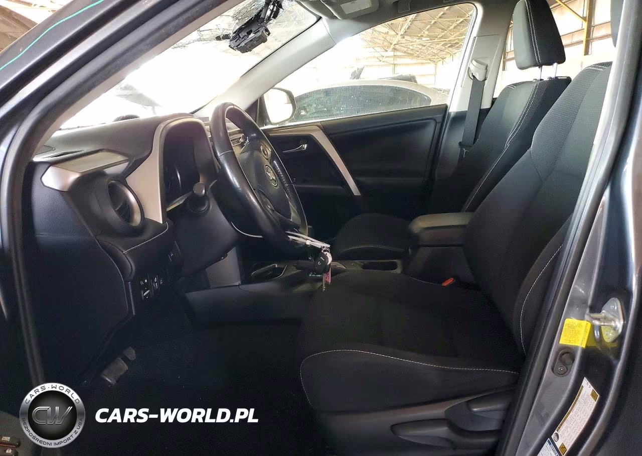 2017 Toyota Rav4 Xle VIN:JTMRFREV6HD207575 - 7