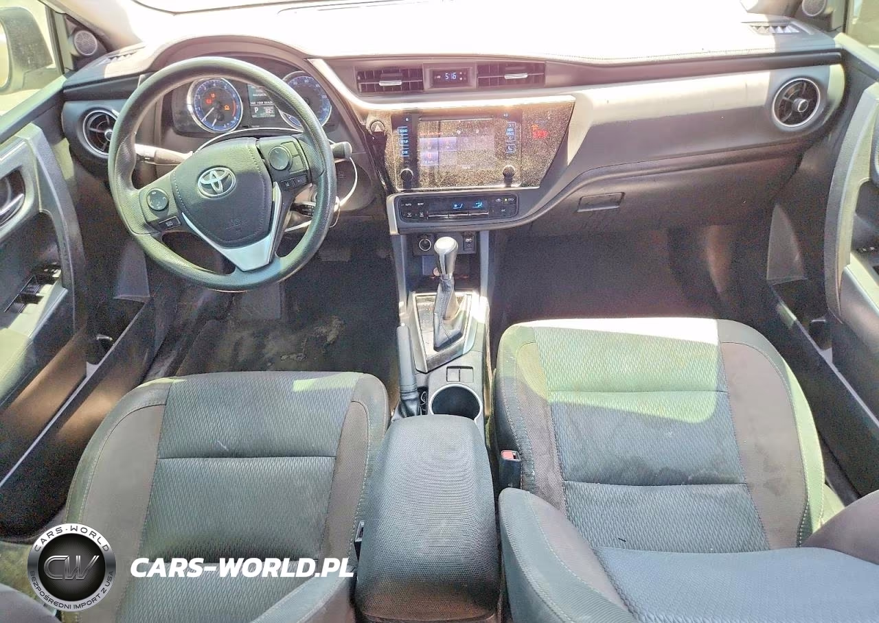 2018 Toyota Corolla Le VIN:2T1BURHE2JC972014 - 8
