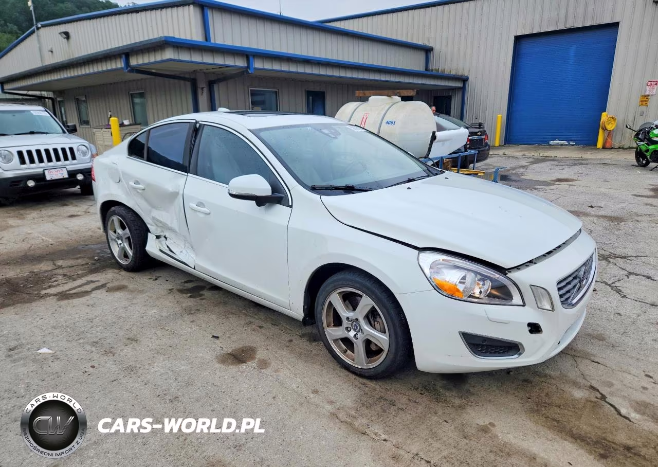 2013 Volvo S60 T5 VIN:YV1612FHXD2189731 - 4