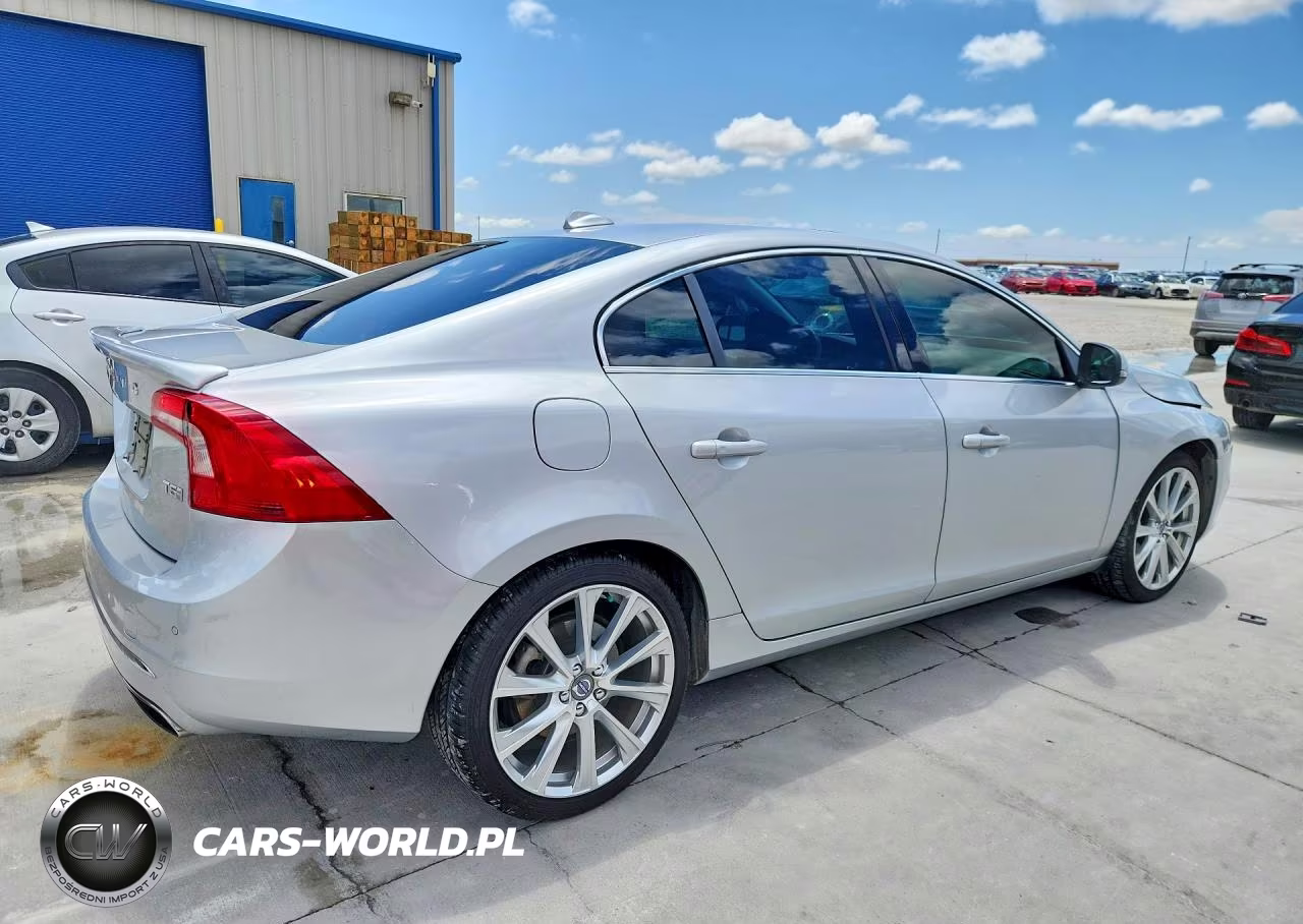 2017 Volvo S60 VIN:LYV402HM4HB126963 - 3