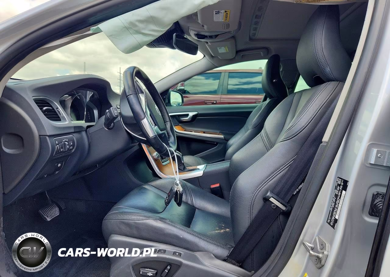 2017 Volvo S60 VIN:LYV402HM4HB126963 - 7