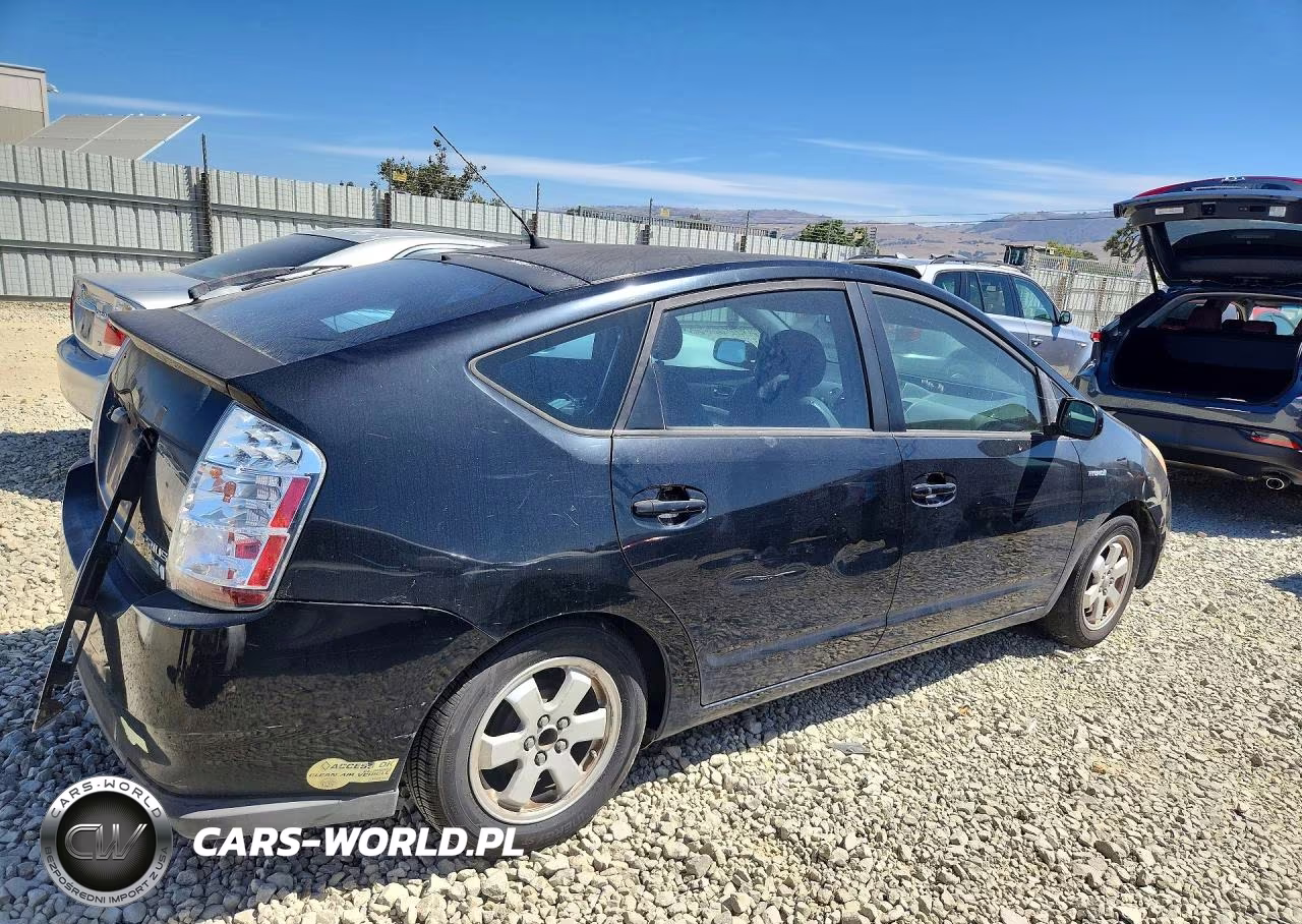 2006 Toyota Prius Base VIN:JTDKB20UX63156216 - 3