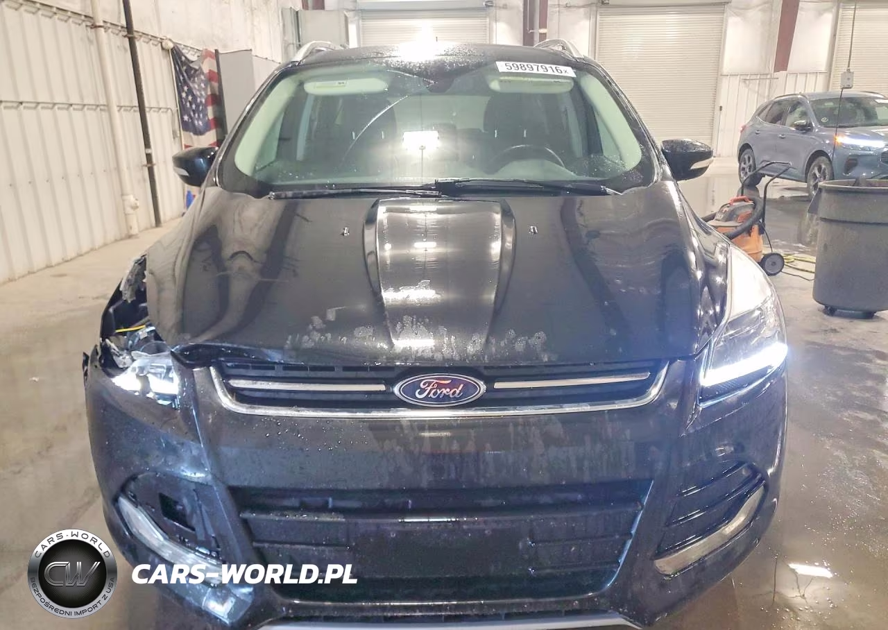 2014 Ford Escape Titanium VIN:1FMCU9J9XEUC37514 - 5