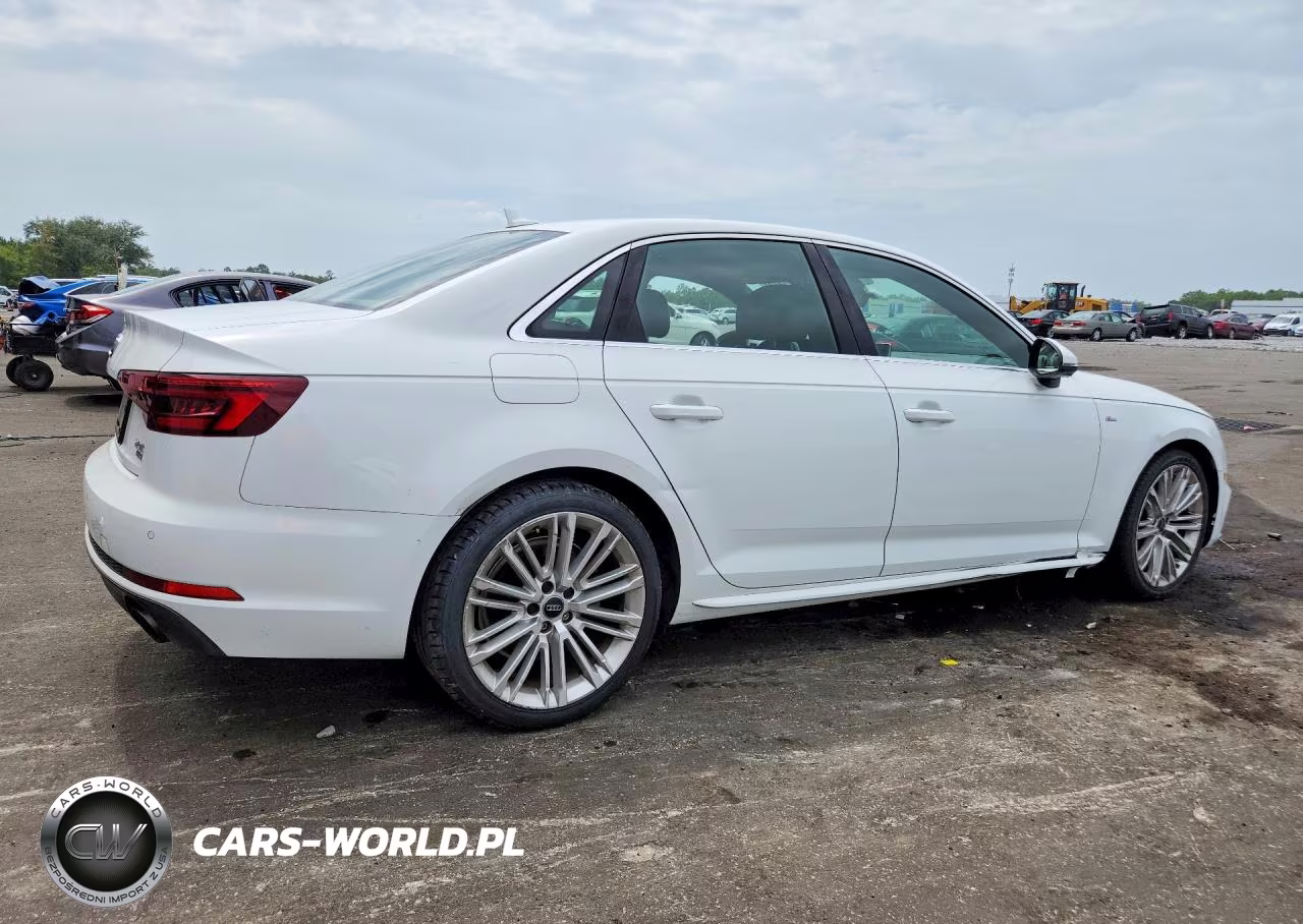 2018 Audi A4 Prestige VIN:WAUMMAF43JA152840 - 3
