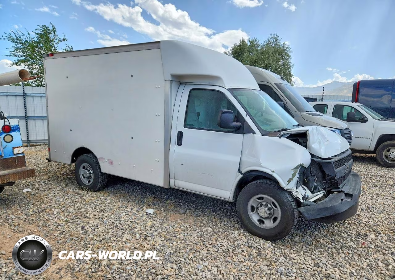 2007 Chevrolet Express G3500 VIN:1GBHG31U971179777 - 4