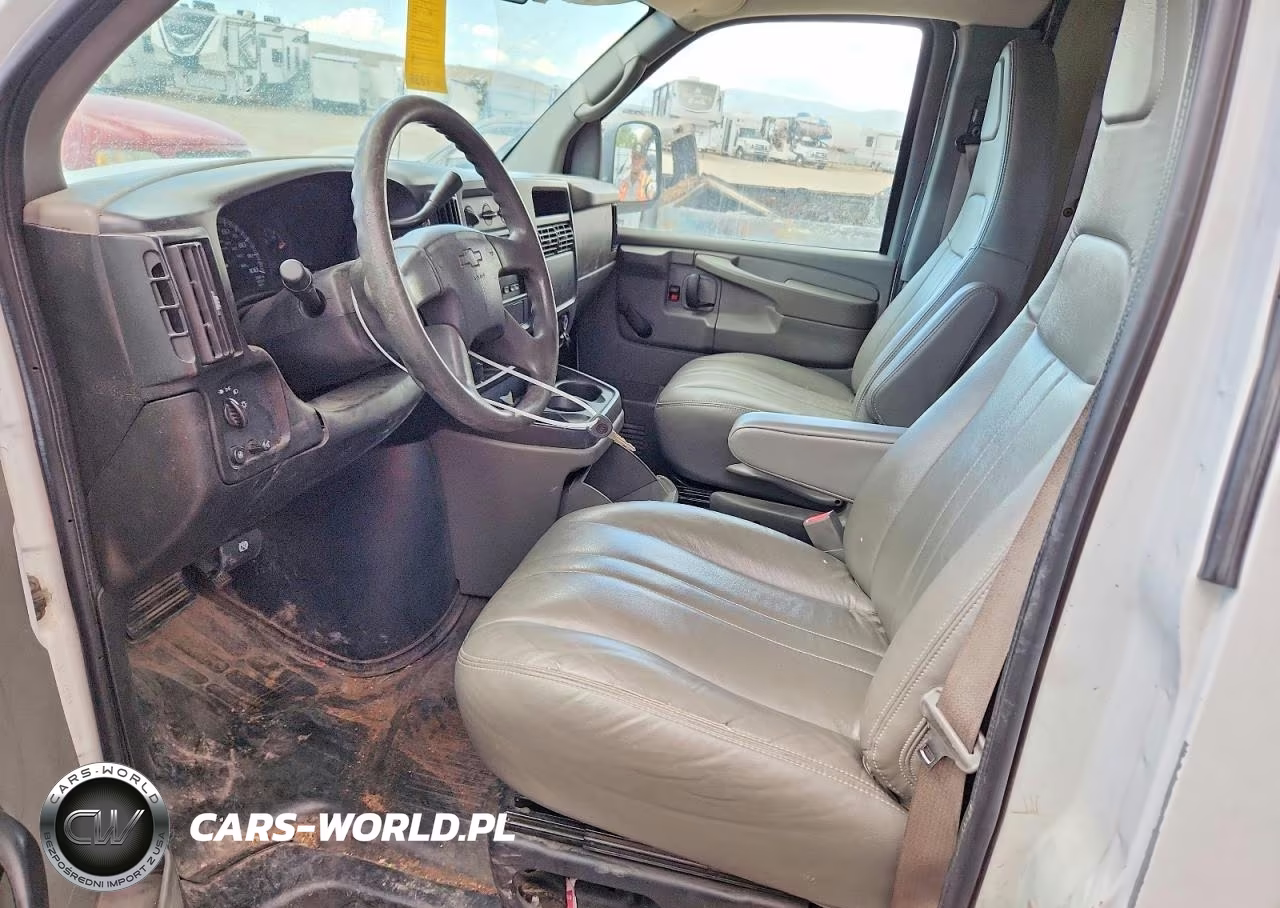 2007 Chevrolet Express G3500 VIN:1GBHG31U971179777 - 7