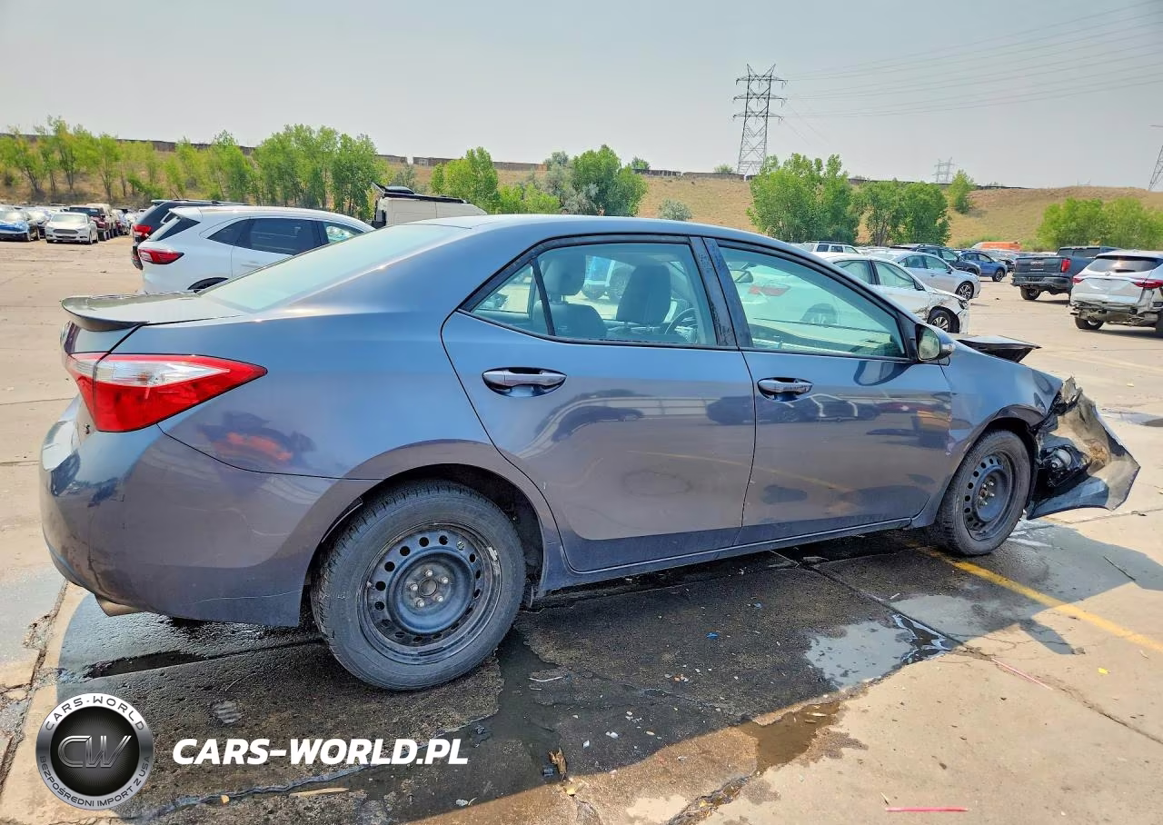 2015 Toyota Corolla S VIN:5YFBURHE9FP290514 - 3