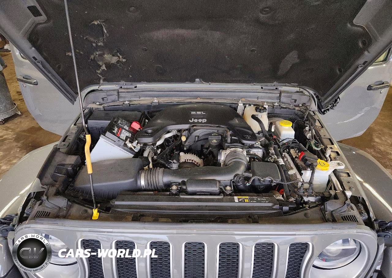 2019 Jeep Wrangler Unlimited Sahara VIN:1C4HJXEG7KW578174 - 12