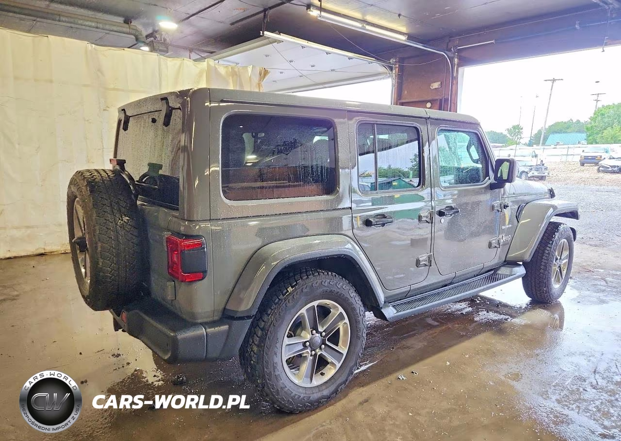 2019 Jeep Wrangler Unlimited Sahara VIN:1C4HJXEG7KW578174 - 3