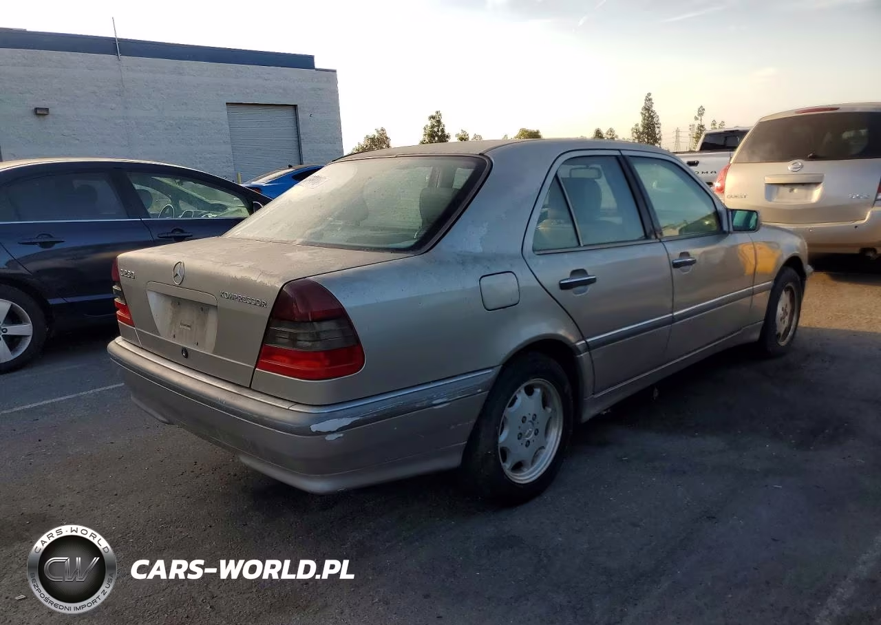 1999 Mercedes-Benz C 230 VIN:WDBHA24G8XA758951 - 3
