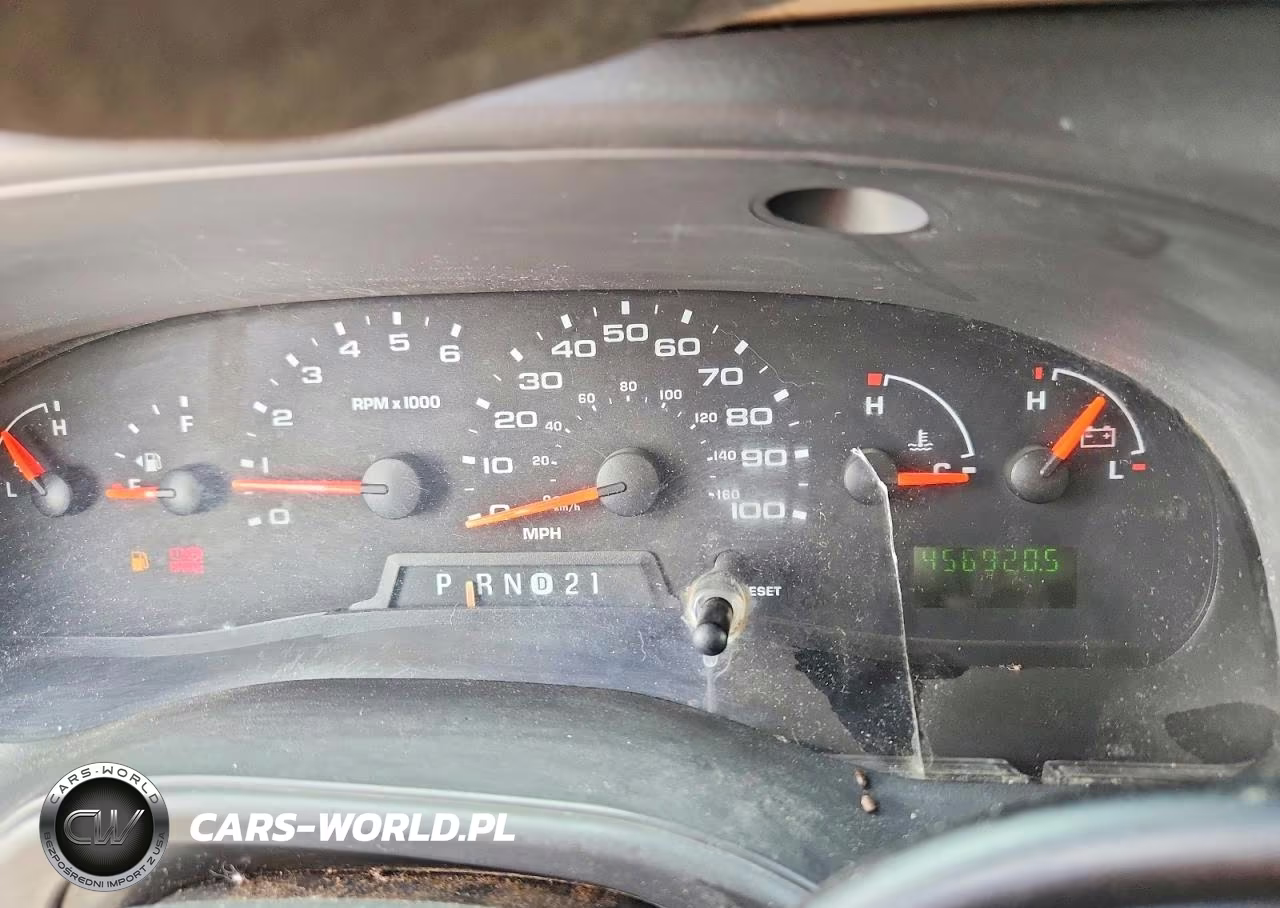 2006 Ford Econoline E350 Super Duty Wagon VIN:1FBNE31L06HA16196 - 9