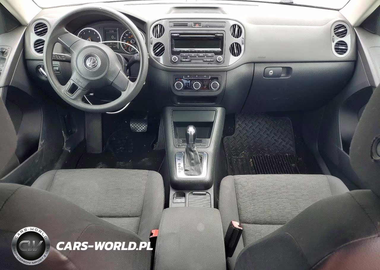 2012 Volkswagen Tiguan S VIN:WVGAV7AX4CW548008 - 10