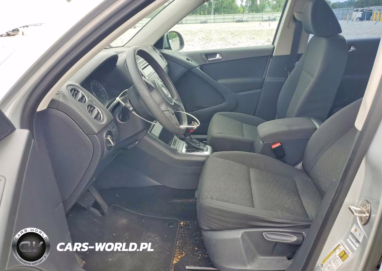 2012 Volkswagen Tiguan S VIN:WVGAV7AX4CW548008 - 7