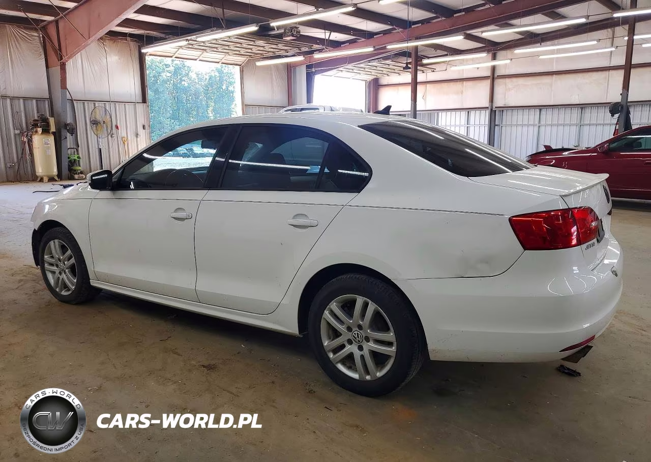 2011 VOLKSWAGEN JETTA 2.0L TDI VIN:3VWLL7AJ2BM110906 - 2