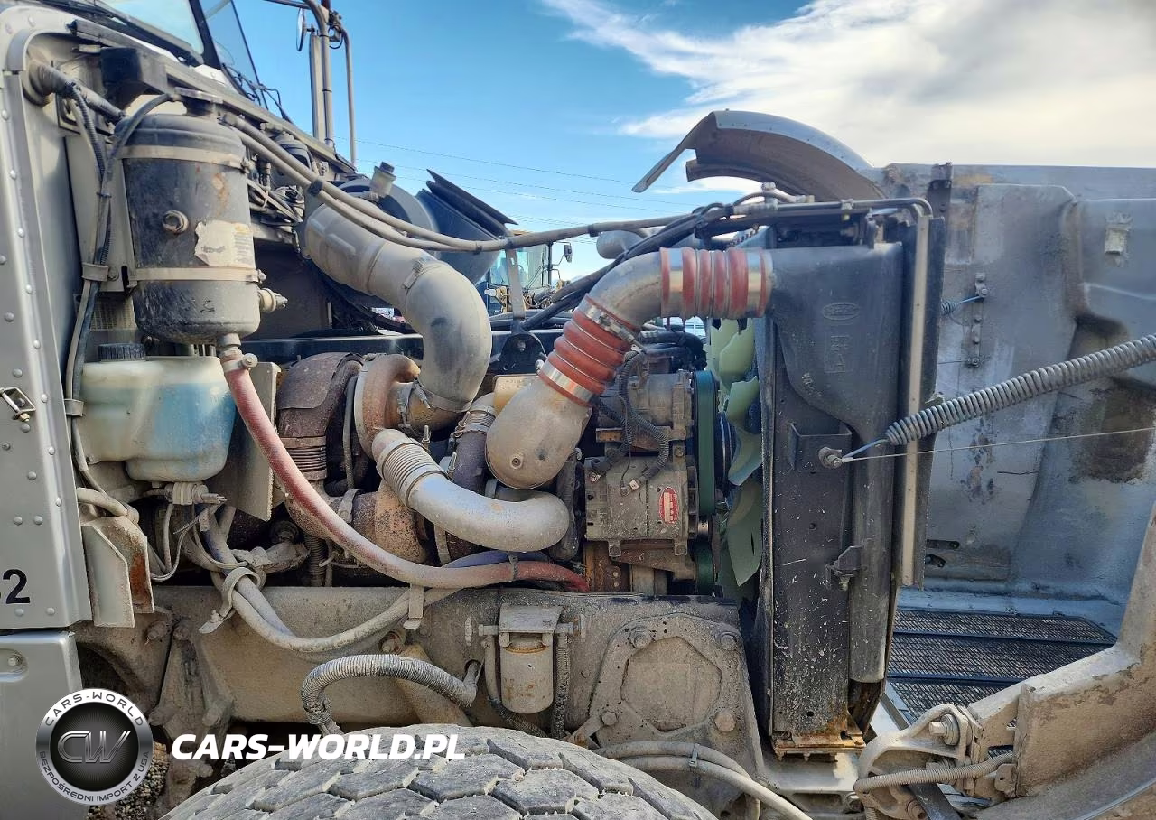 2005 Peterbilt 357 Dump Truck VIN:1NPALUEX35D849282 - 10