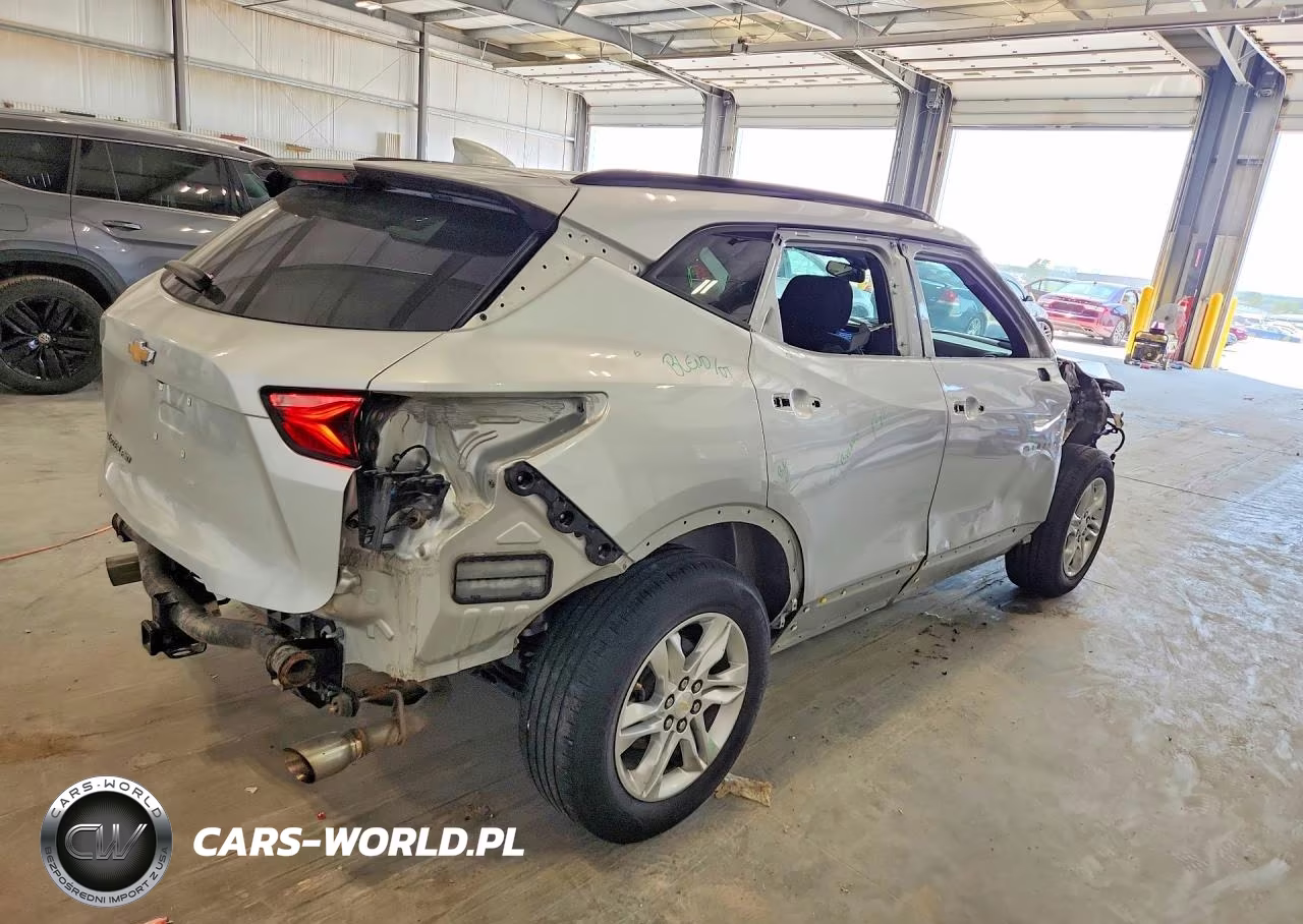 2020 Chevrolet Blazer 2Lt VIN:3GNKBHRS8LS637938 - 3