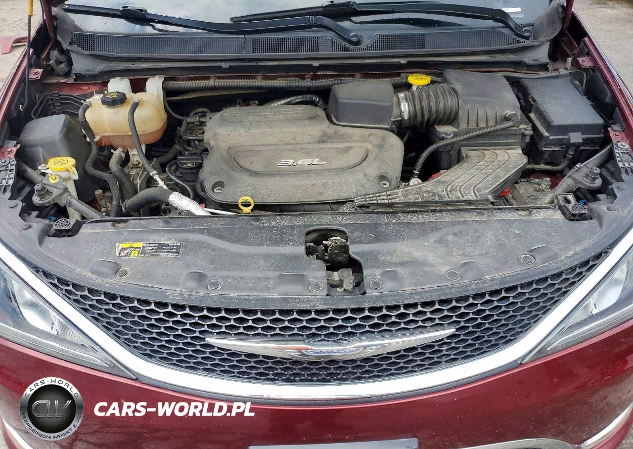 2017 Chrysler Pacifica Touring L Plus VIN:2C4RC1EG2HR614432 - 12