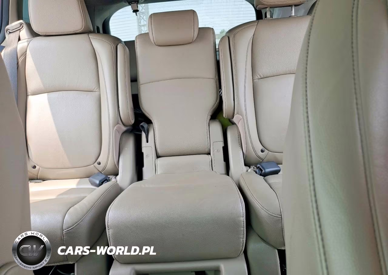2023 Honda Odyssey Touring VIN:5FNRL6H8XPB013166 - 10