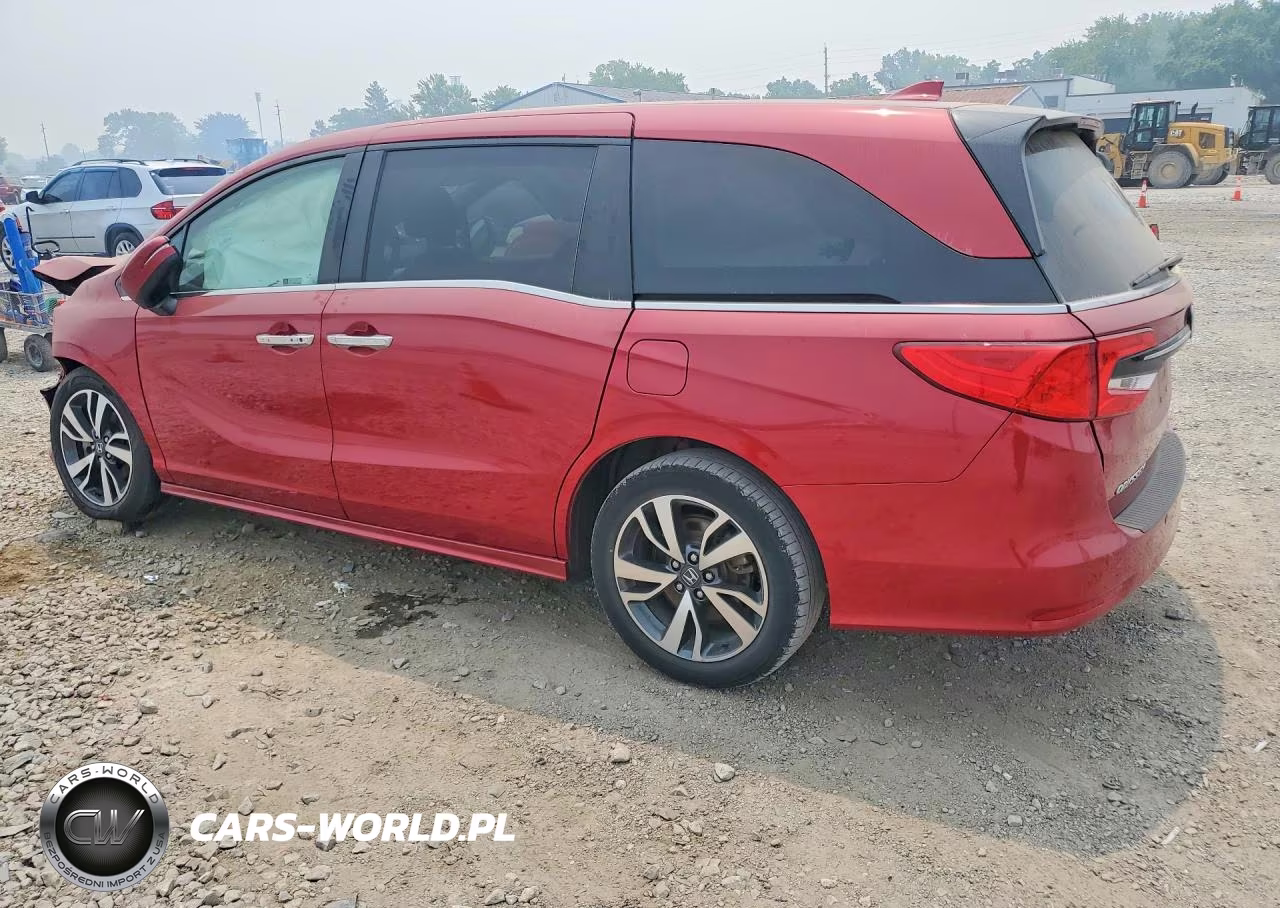 2023 Honda Odyssey Touring VIN:5FNRL6H8XPB013166 - 2