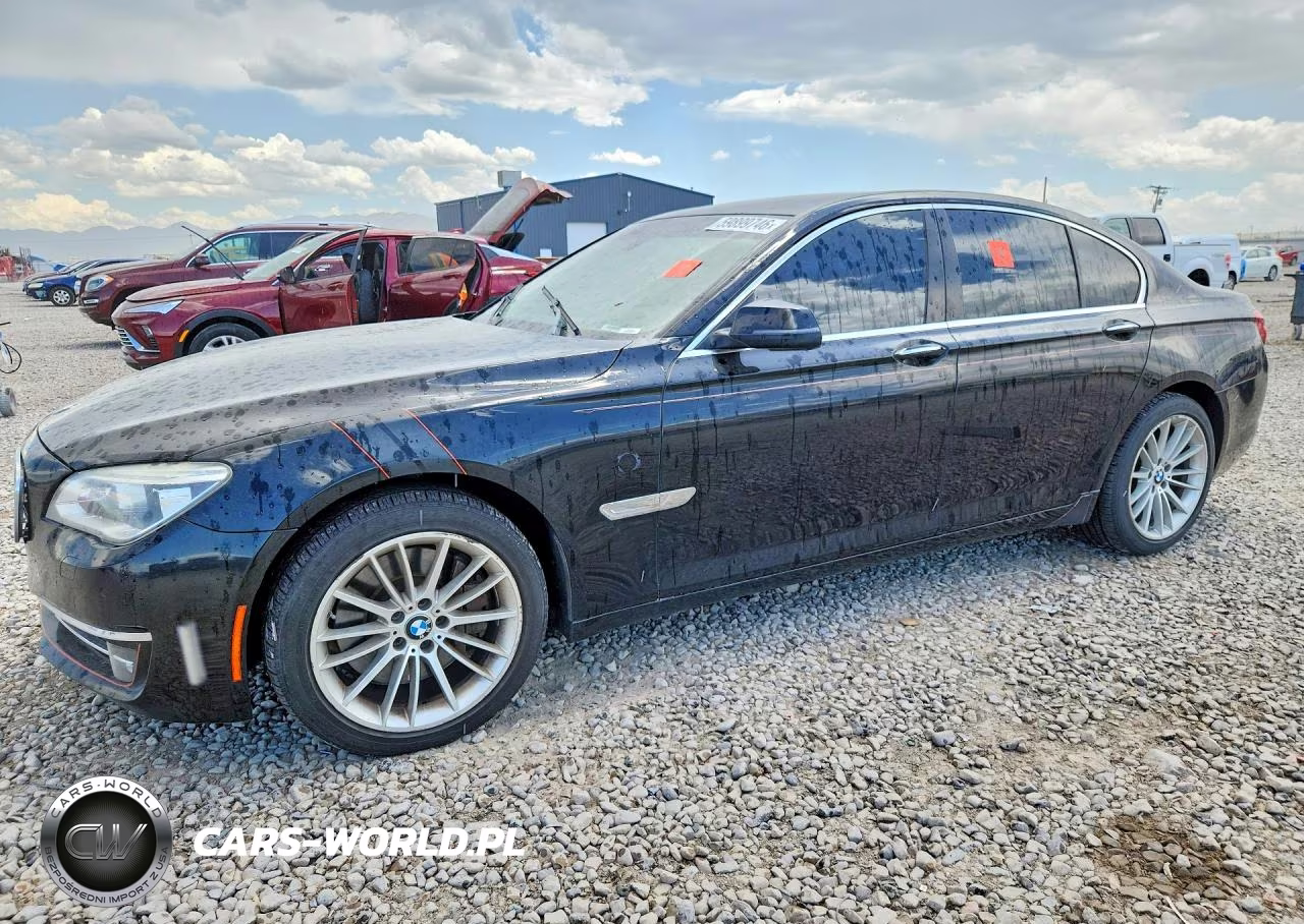 2013 BMW 750 Xi