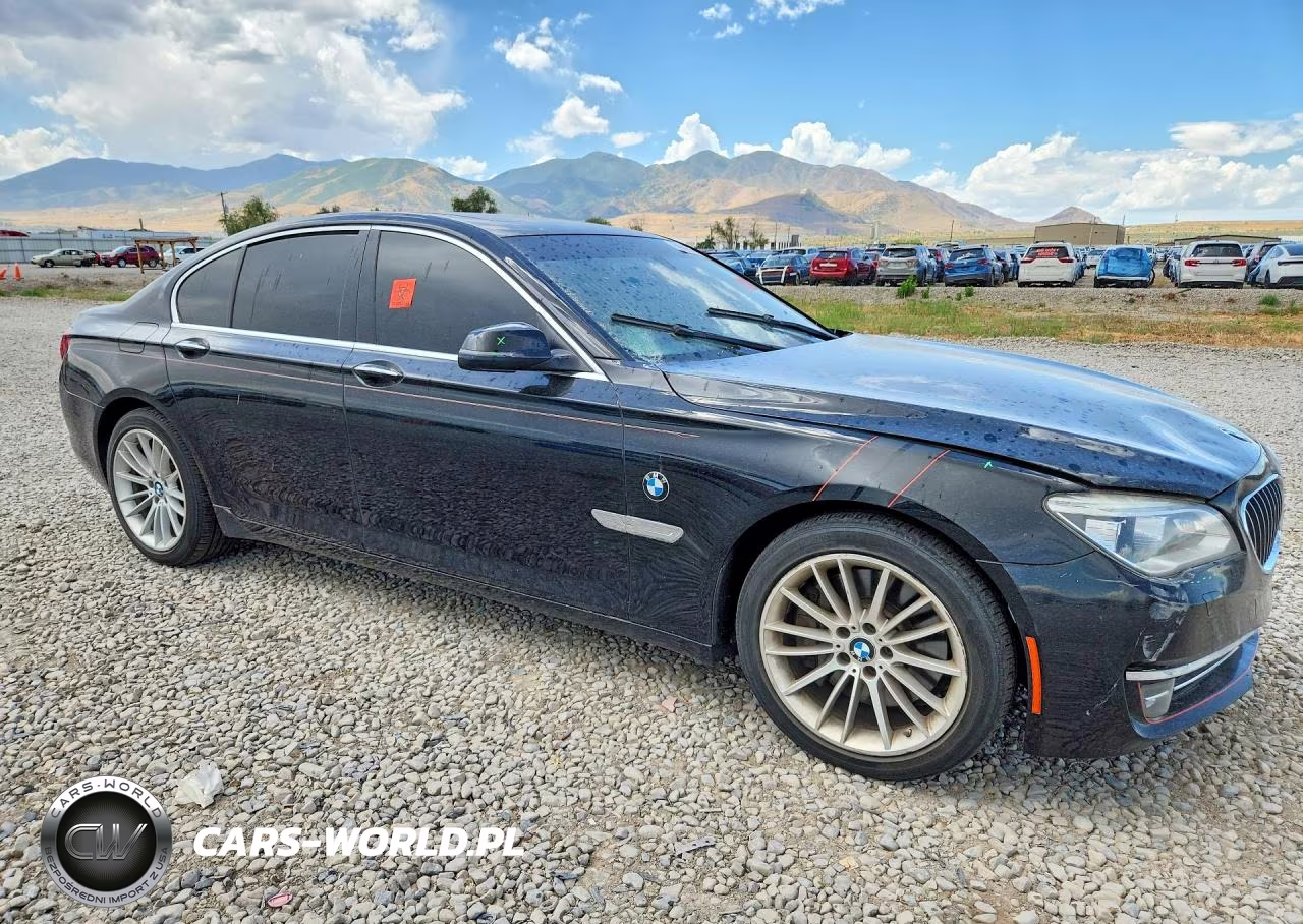 2013 BMW 750 Xi VIN:WBAYB6C57DC998107 - 4