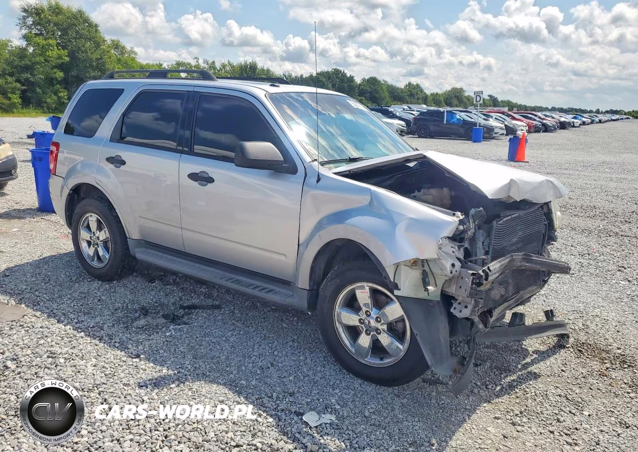2011 Ford Escape Xlt VIN:1FMCU0DG9BKC29644 - 4