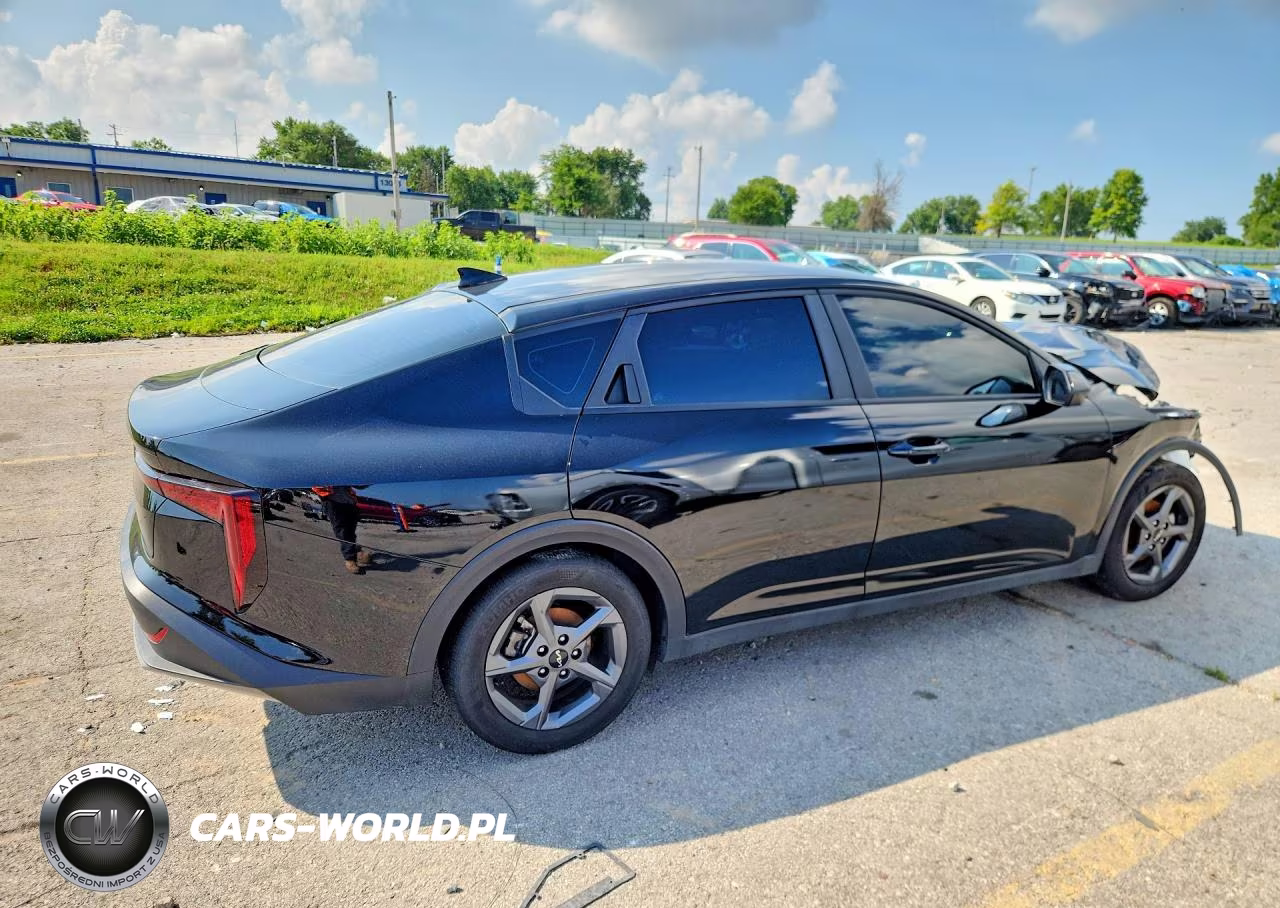 2025 Kia K4 Lxs VIN:3KPFT4DE7SE053027 - 3