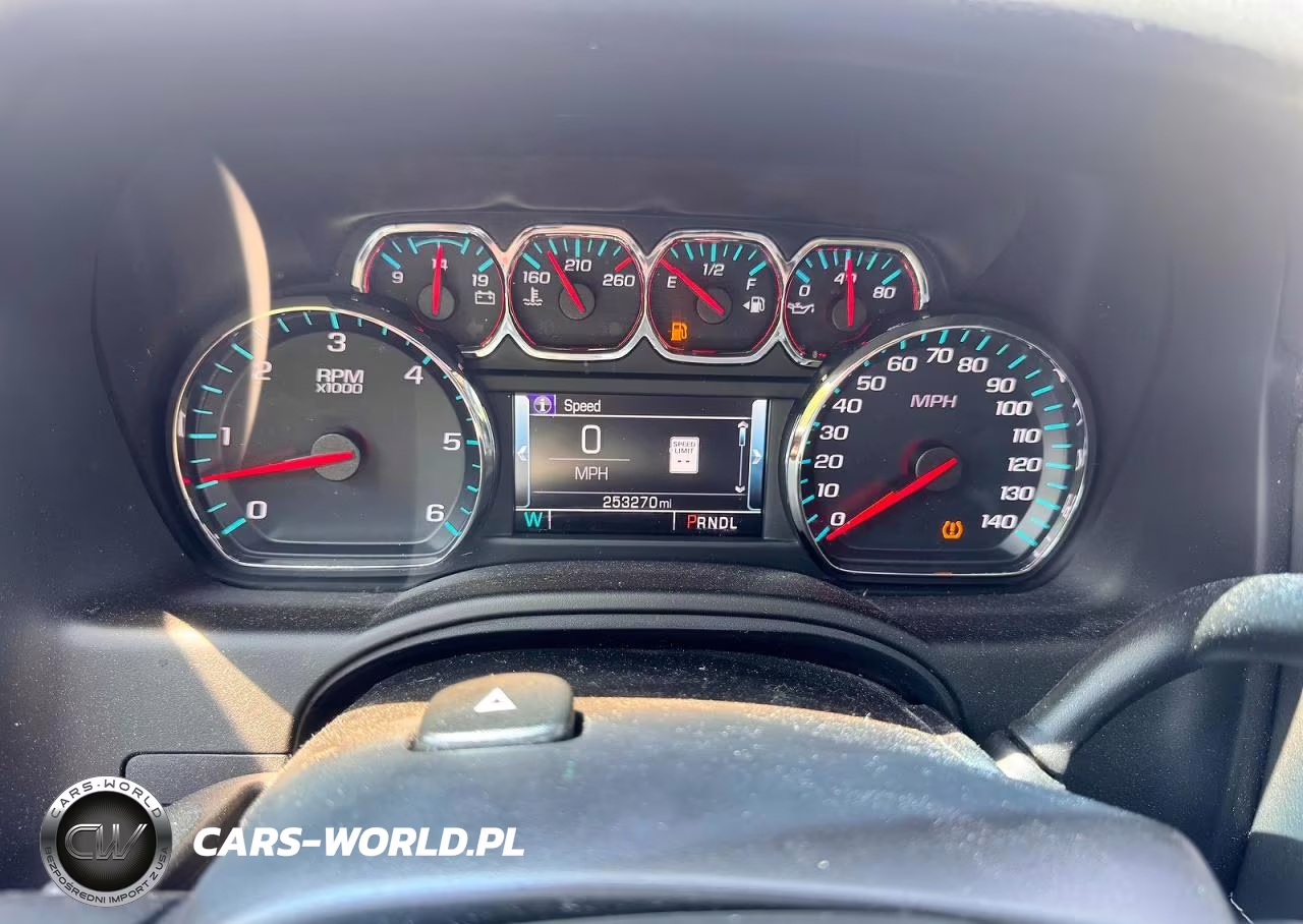 2019 Chevrolet Suburban K1500 Lt VIN:1GNSKHKC7KR132008 - 8