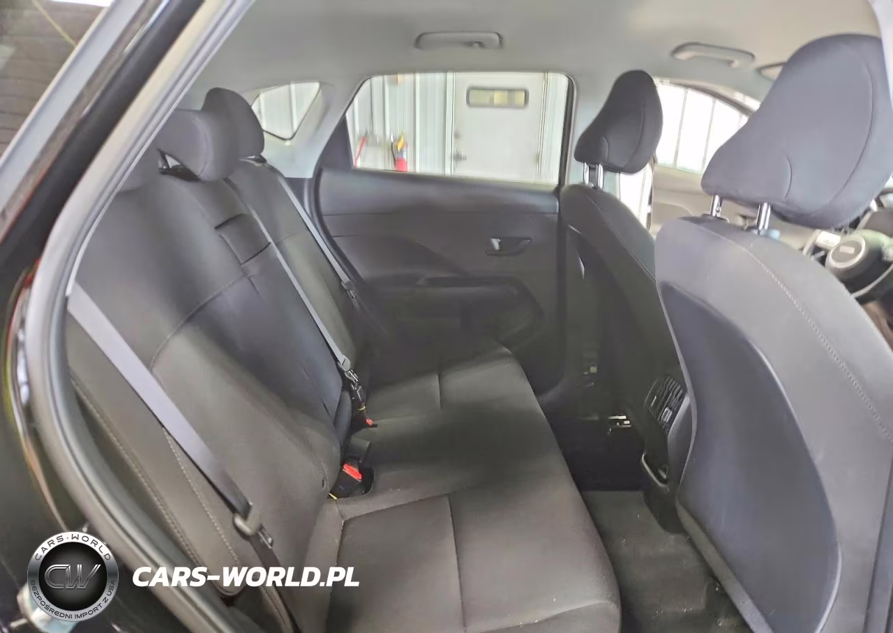 2025 Hyundai Kona Sel VIN:KM8HBCAB8SU291630 - 11