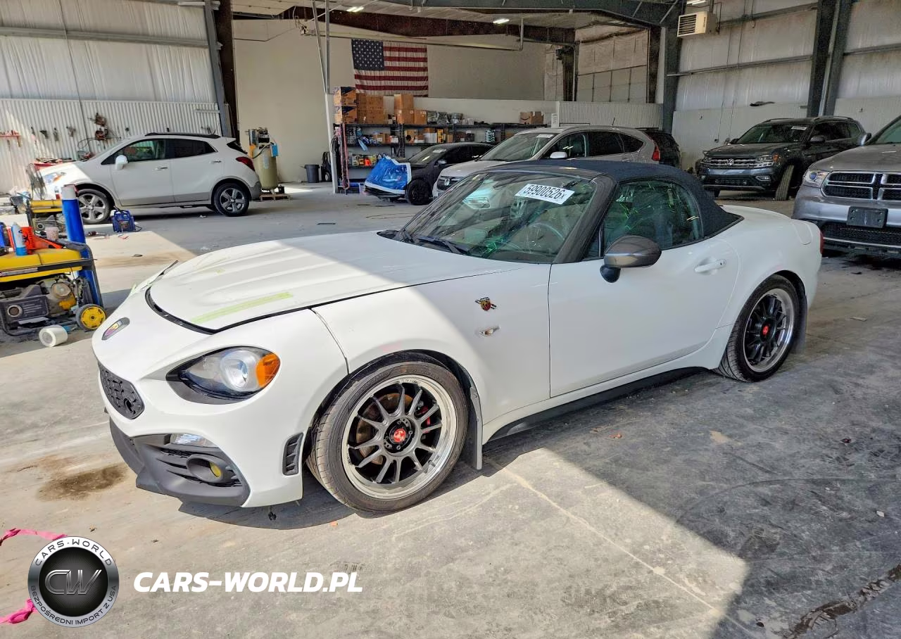 2017 Fiat 124 Spider Classica